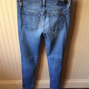 Joe’s blue the honey curvy skinny jeans size 28